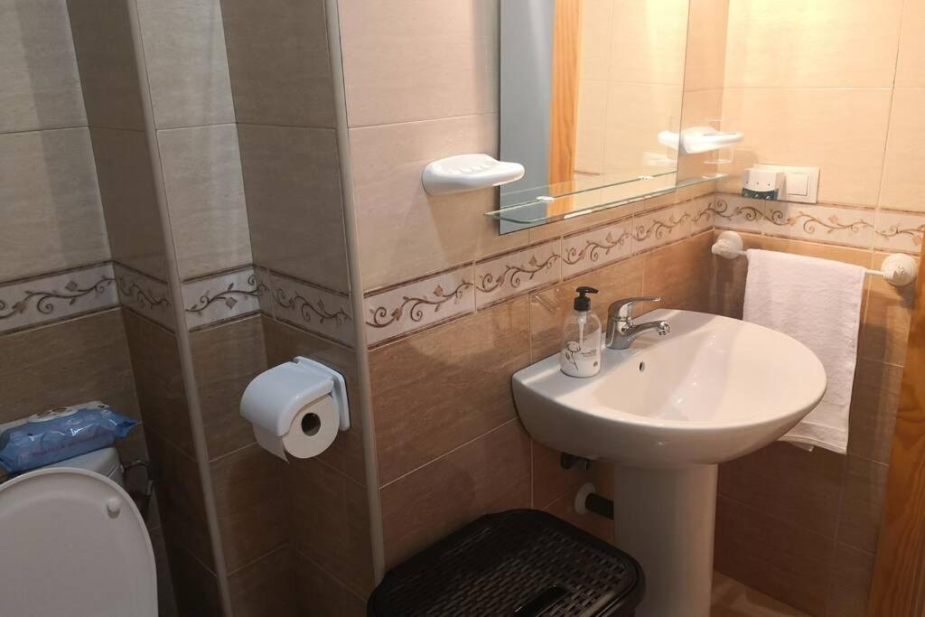 Centro Roquetas 5 Minutos De La Playa En Coche Garaje Solo Si Esta Disponible Apartment Roquetas de Mar Luaran gambar